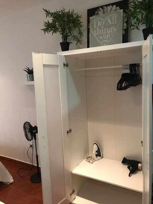 Una Encantadora Estadia En Madrid Apartment Bagian luar foto